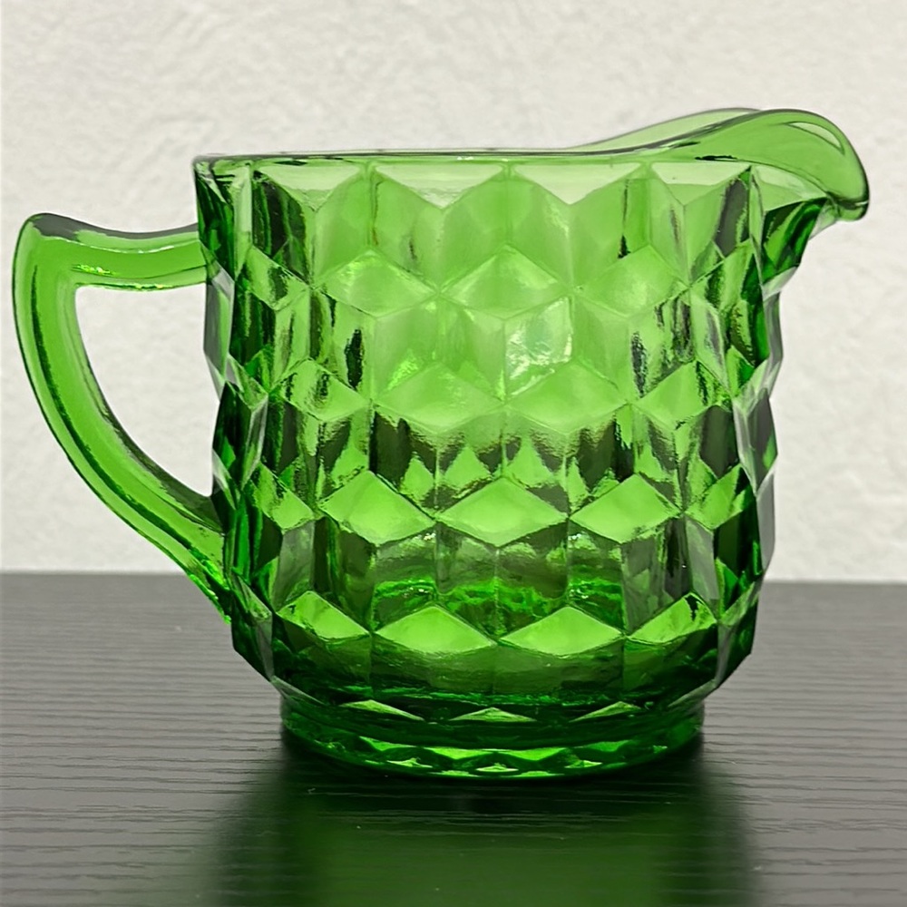❤️ Jeannette Glass Co. Cube Green Glass Vintage Creamer